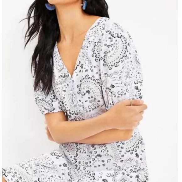 LOFT Paisley Puff short Sleeves Button swing dress Sz L - Picture 2 of 7